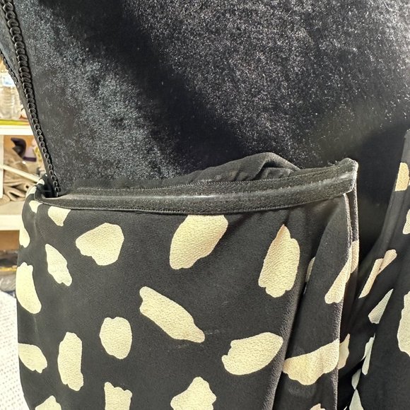 The Impeccable Pig Romper Womens Size Large Strapless Black Cream - Picture 10 of 14